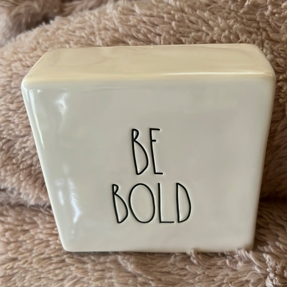 Rae Dunn Other - Rae Dunn Be Bold Decor